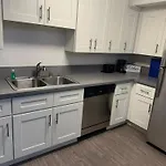 Hollywood Two Bedroom Apartments Close To Studios Universal