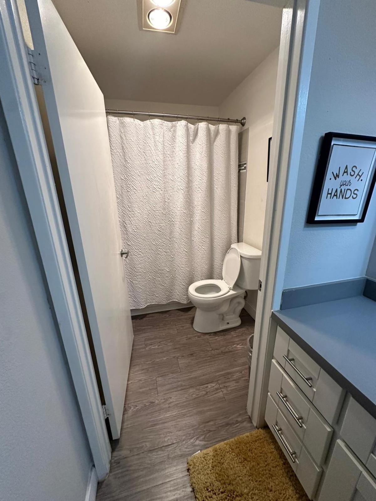Apartment Hollywood Two Bedroom Close To Universal