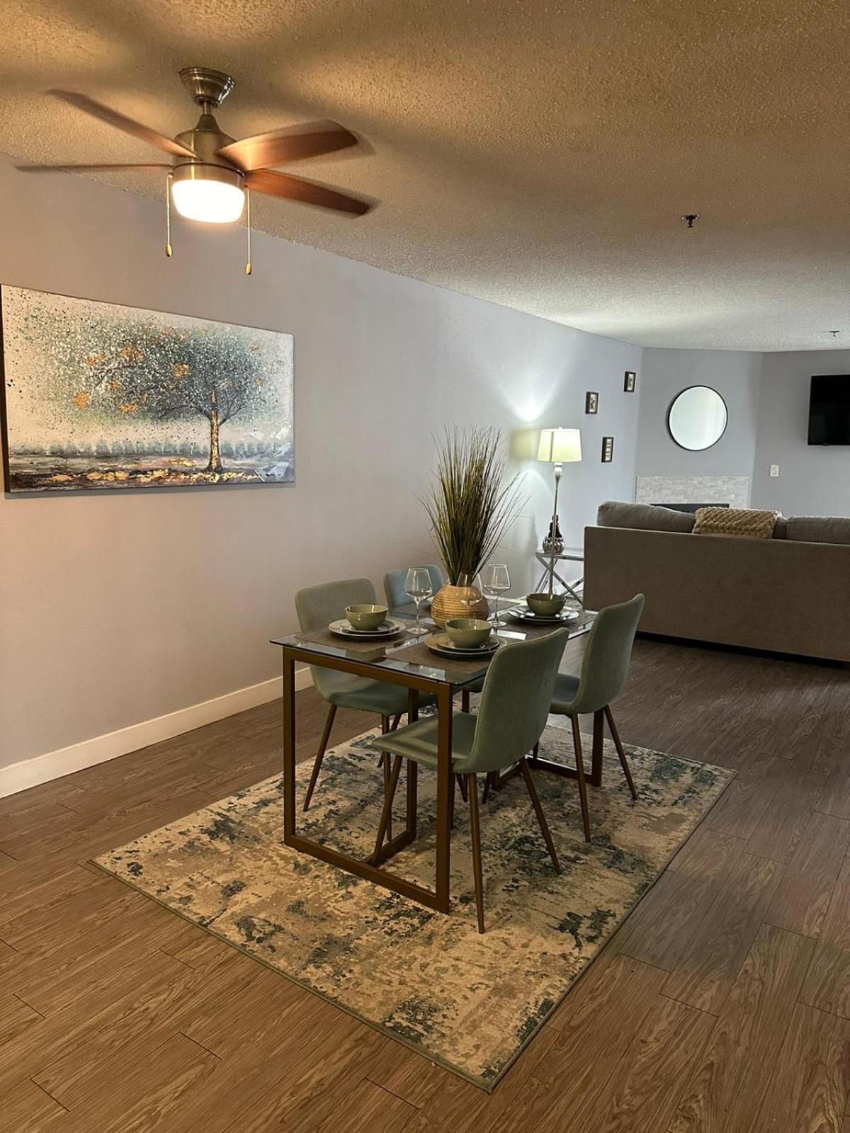 Hollywood Two Bedroom Close To Universal Apartment